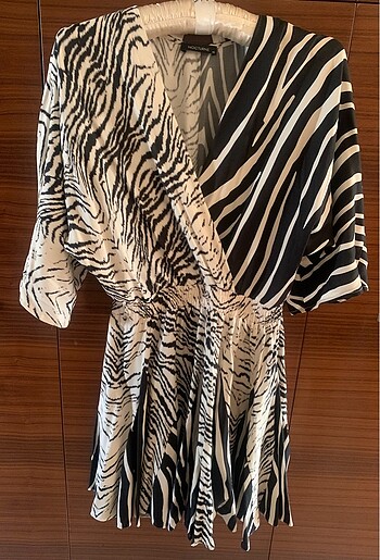 40 Beden çeşitli Renk Nocturne zebra desen elbise