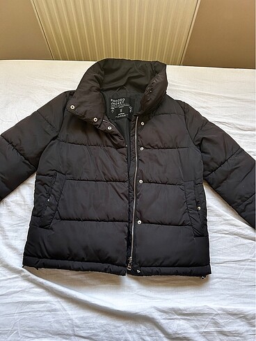 stradivarius mont