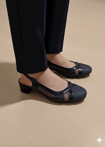 Arkası Bantlı Alçak Topuklu Ayakkabı - Görsel 3