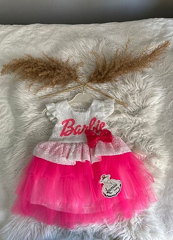 Diğer Barbie tüllü elbise 