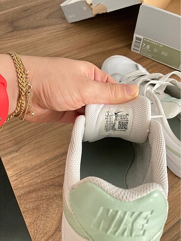 37,5 Beden beyaz Renk Nike airforce 1