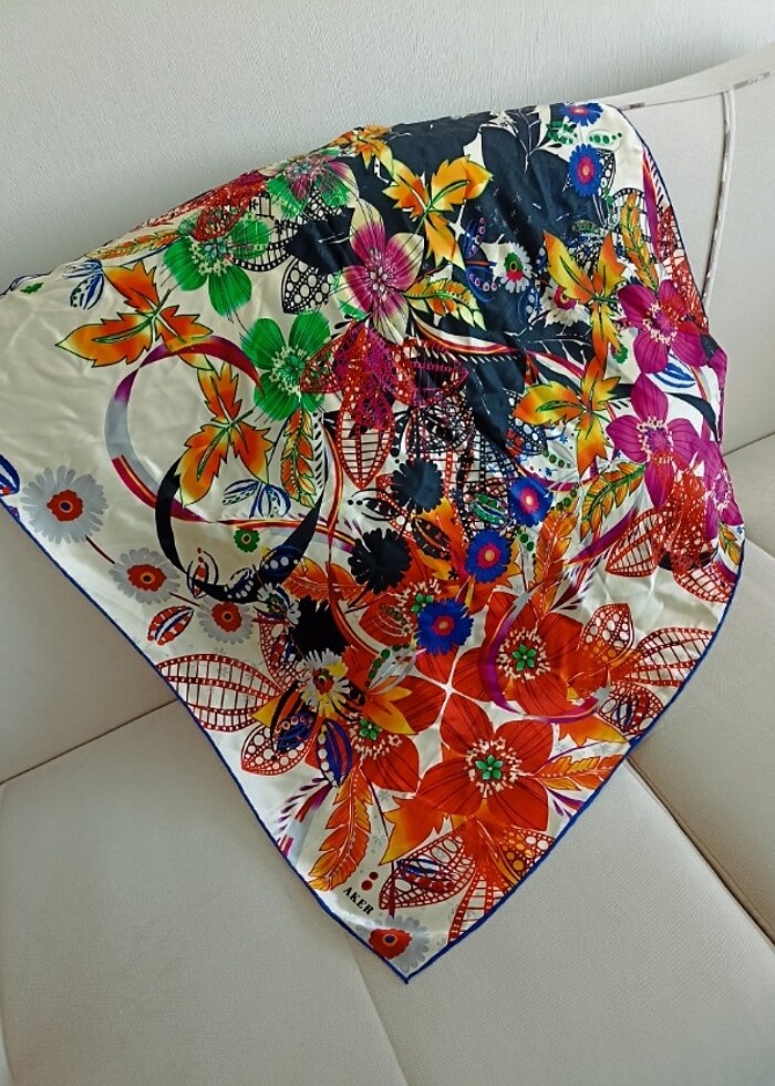 İpek Aker eşarp  - Görsel 2