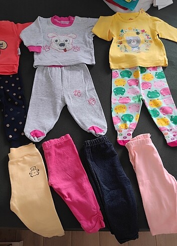 Çeşitli bebek kıyafetleri 