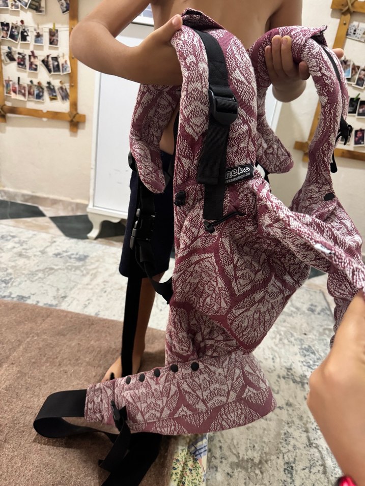 Bordo Desenli Bebek Taşıyıcı - Görsel 2