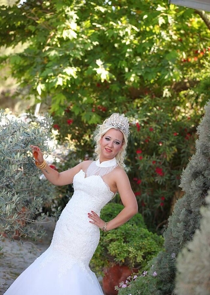 Gelinlik ve sünnet annesi abiyesi - Görsel 4