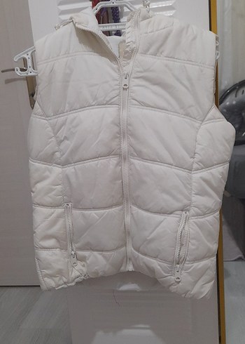 Beyaz Fermuarlı Kısa Kadın Yelek - Görsel 3