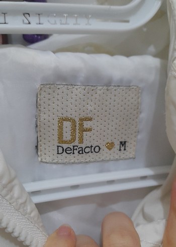 Beyaz Fermuarlı Kısa Kadın Yelek - Görsel 9