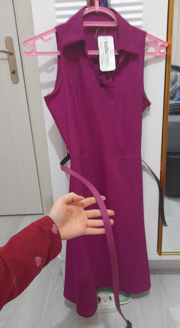 Mor V Yakalı Midi Kolsuz Elbise - Görsel 3