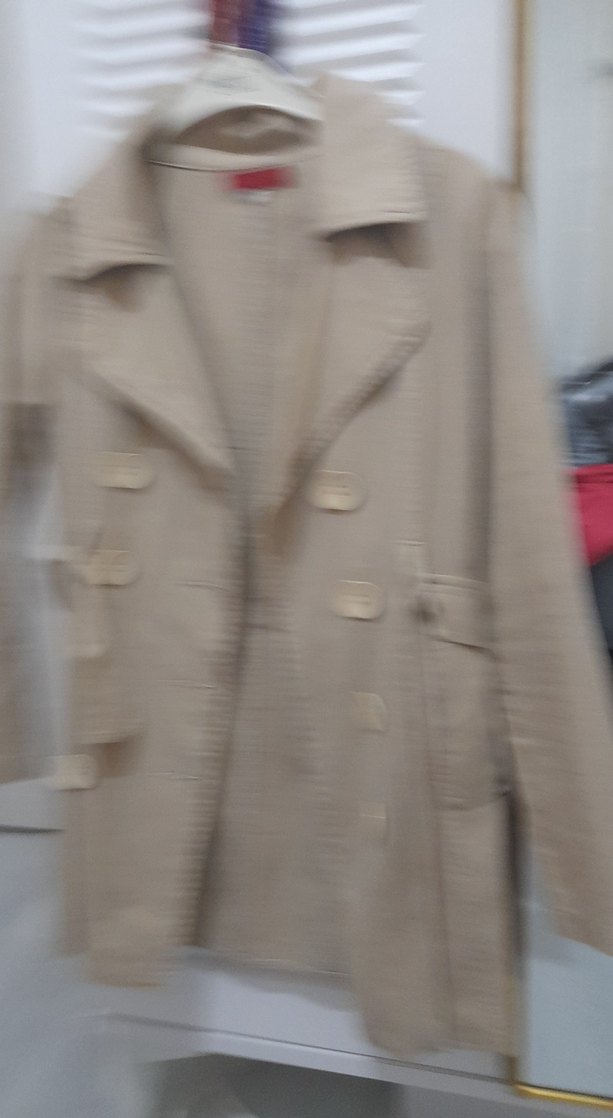 Düğmeli Bej Kadın Süet Trençkot - Görsel 2