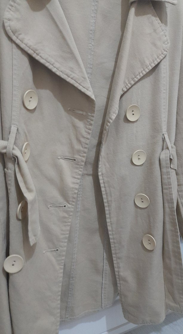 Düğmeli Bej Kadın Süet Trençkot - Görsel 3