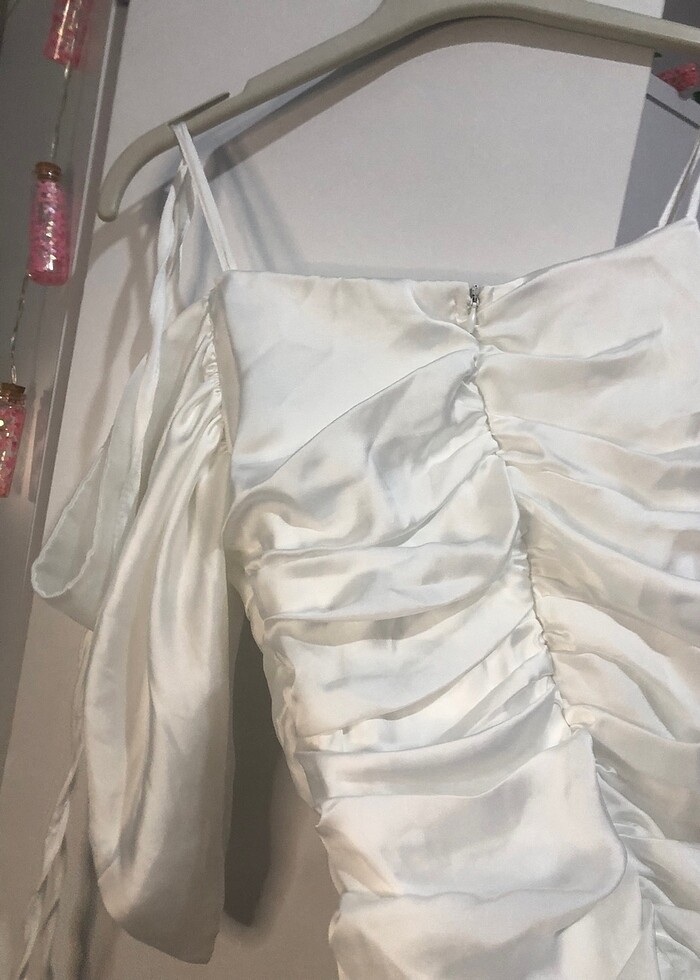 Nikah elbisesi olarak giyile bilir kumaşı satendir - Görsel 5