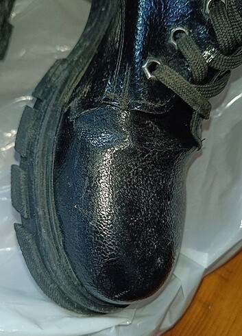 Rugan Siyah Bot - Görsel 4