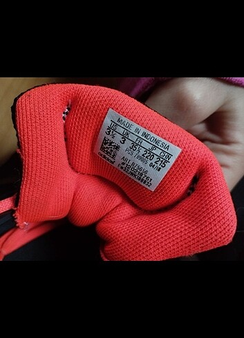 35,5 Beden Adidas Spor Ayakkabı