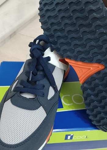 Gri Elastik Bağcıklı Erkek Koşu Ayakkabısı - Görsel 3