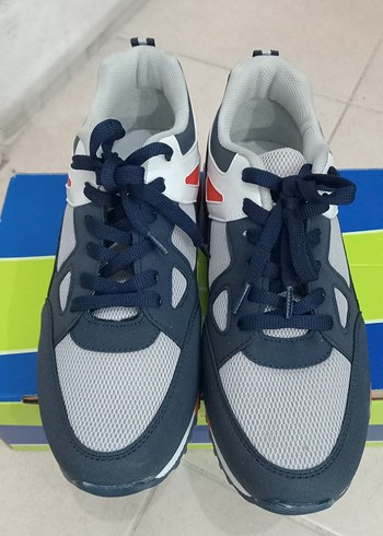 Gri Elastik Bağcıklı Erkek Koşu Ayakkabısı - Görsel 2