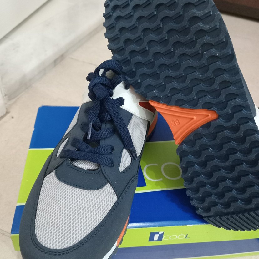 Gri Elastik Bağcıklı Erkek Koşu Ayakkabısı - Görsel 3