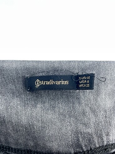 40 Beden gri Renk Stradivarius Jean / Kot %70 İndirimli.
