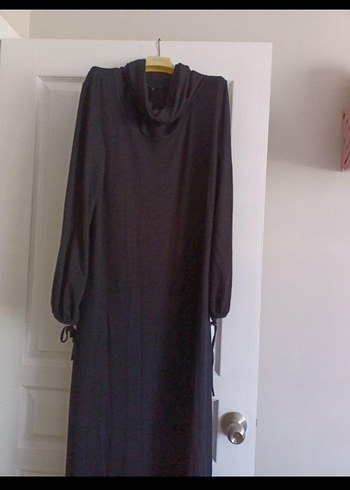 Mor Uzun Drapeli Gotik Elbise - Görsel 2