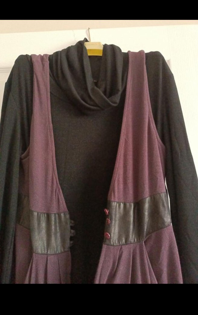 Mor Uzun Drapeli Gotik Elbise - Görsel 3