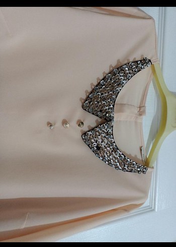 Bej Kadın Düğmeli Uzun Kollu Gömlek - Görsel 2