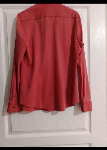 Düğmeli Kırmızı Kadın Gömlek - Görsel 3