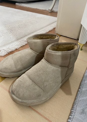 37 Beden Bej Süet TüylüBot