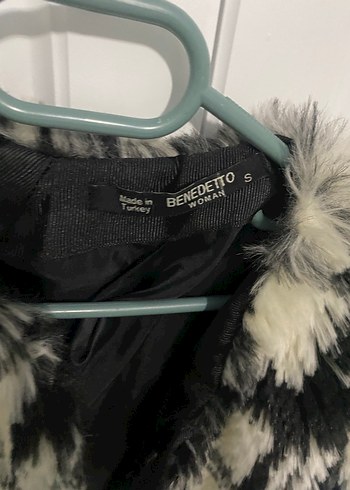 Gri Ekose Desenli Uzun Kollu Suni Kürk Ceket - Görsel 5