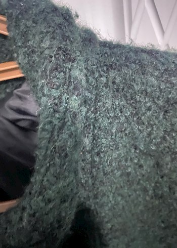 Koyu Yeşil Düğmeli Kaban - Görsel 4