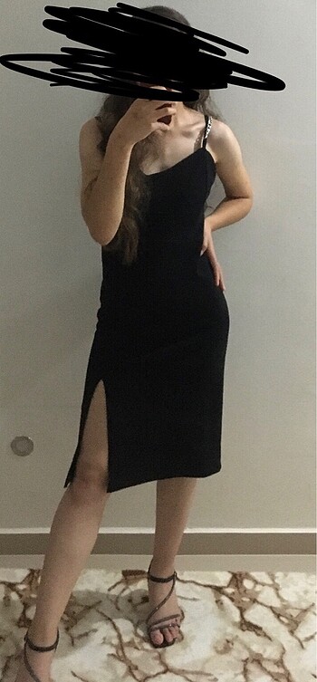Siyah elbise