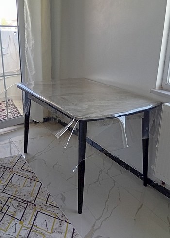 Gri Çağdaş Masa Örtüsü - Görsel 5