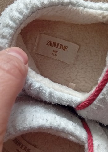 orjinal erkek Çocuk Beyaz Nakışlı Sıcak Terlik - Görsel 2