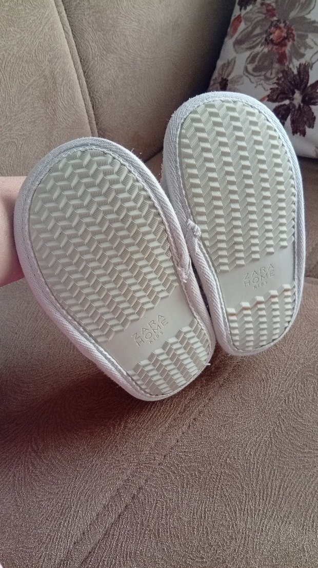 orjinal erkek Çocuk Beyaz Nakışlı Sıcak Terlik - Görsel 3