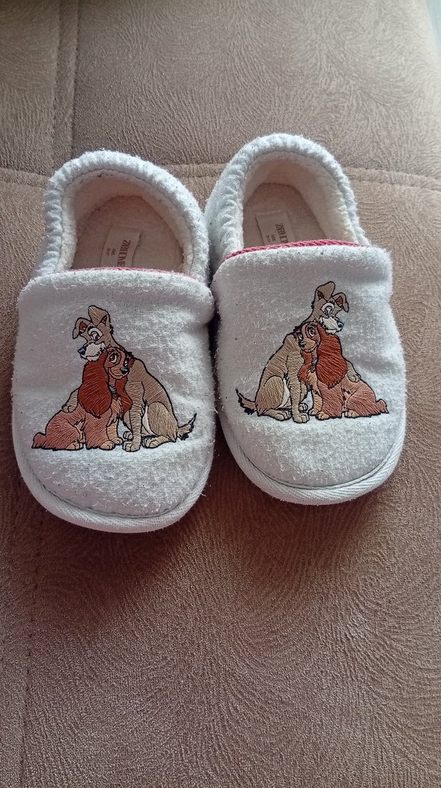 orjinal erkek Çocuk Beyaz Nakışlı Sıcak Terlik - Görsel 4