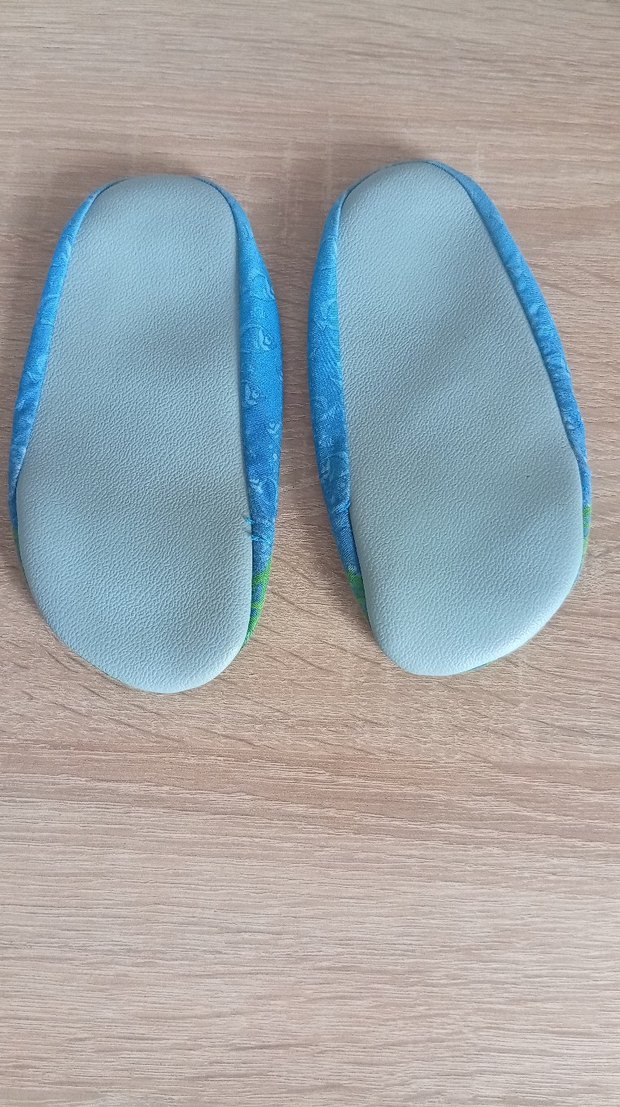 Renkli Bağcıksız Erkek Çocuk Ev Ayakkabısı - Görsel 3