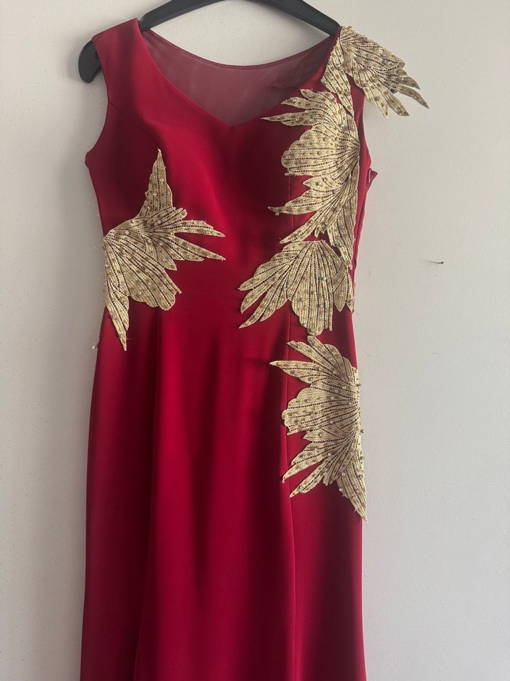 Bordo İşlemeli Drapeli Uzun Abiye Elbise - Görsel 2