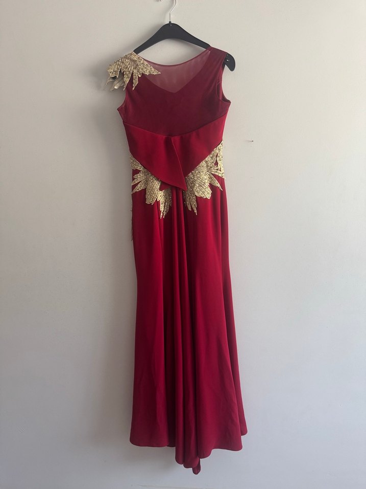 Bordo İşlemeli Drapeli Uzun Abiye Elbise - Görsel 4