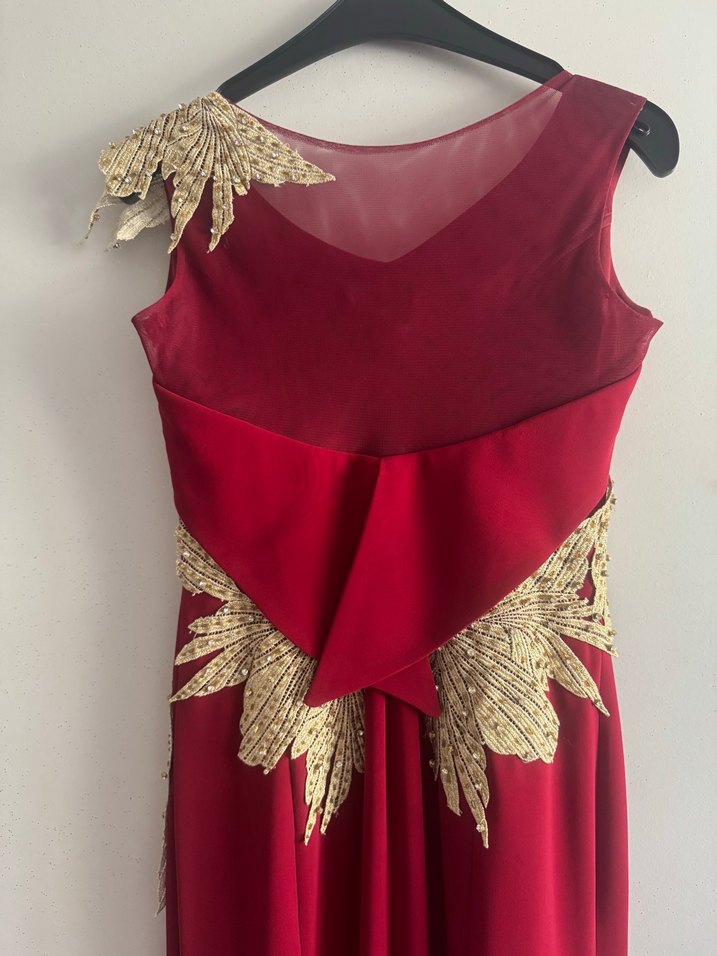 Bordo İşlemeli Drapeli Uzun Abiye Elbise - Görsel 5