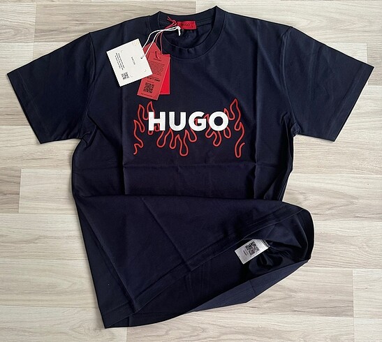 HUGO ERKEK T-SHİRT
