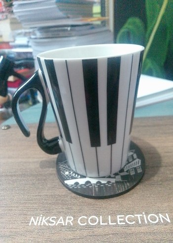 Piyano Desenli Beyaz Porselen Kupa - Görsel 2