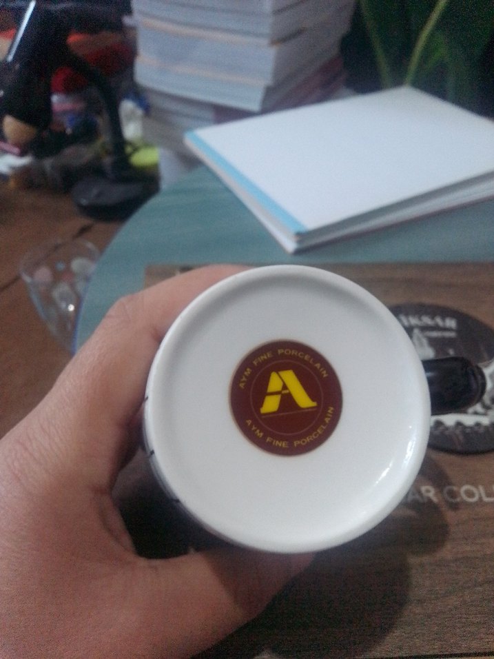 Piyano Desenli Beyaz Porselen Kupa - Görsel 3