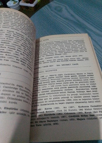 Şairler ve Yazarlar Sözlüğü - Şükran Kurdakul - Görsel 3