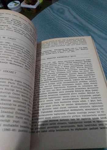 Şairler ve Yazarlar Sözlüğü - Şükran Kurdakul - Görsel 4