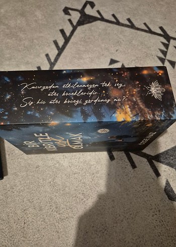 Özge Naz - Bir Kibritle Yok Olmak Roman Seti - Görsel 2