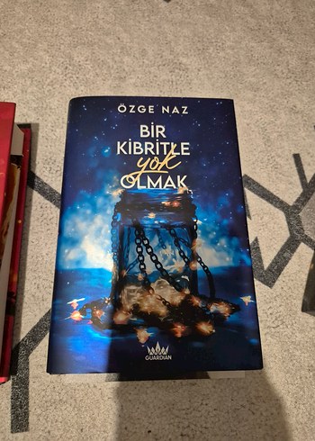 Özge Naz - Bir Kibritle Yok Olmak Roman Seti - Görsel 8