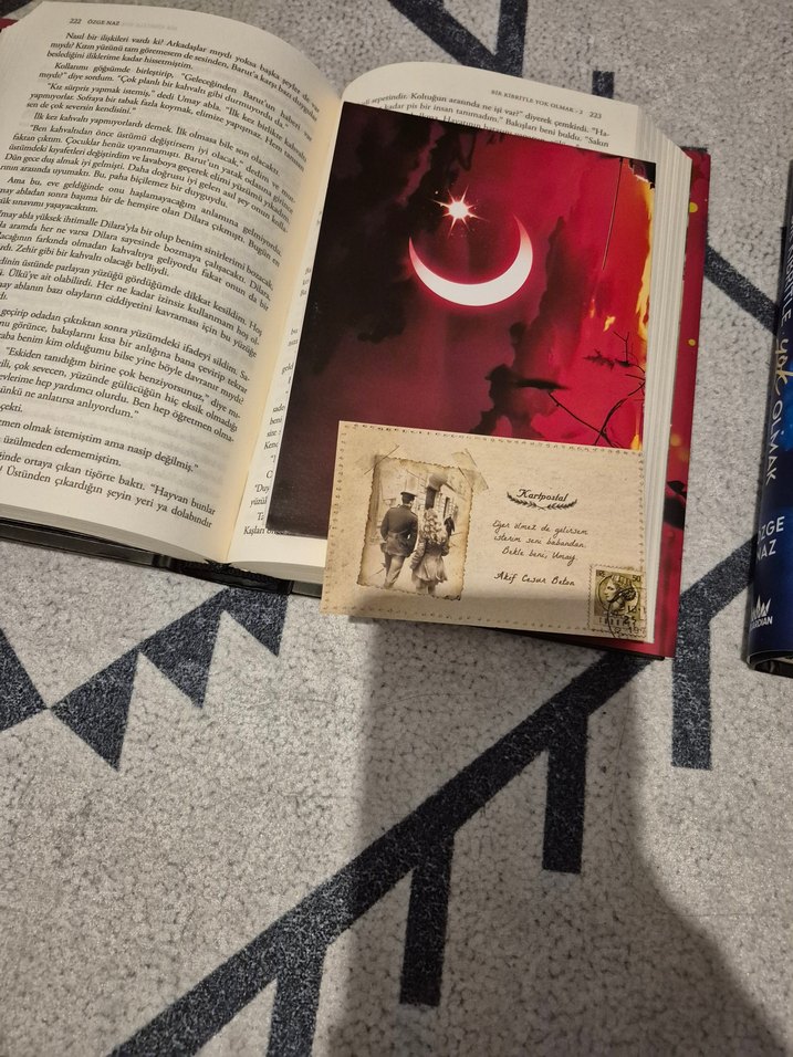 Özge Naz - Bir Kibritle Yok Olmak Roman Seti - Görsel 4