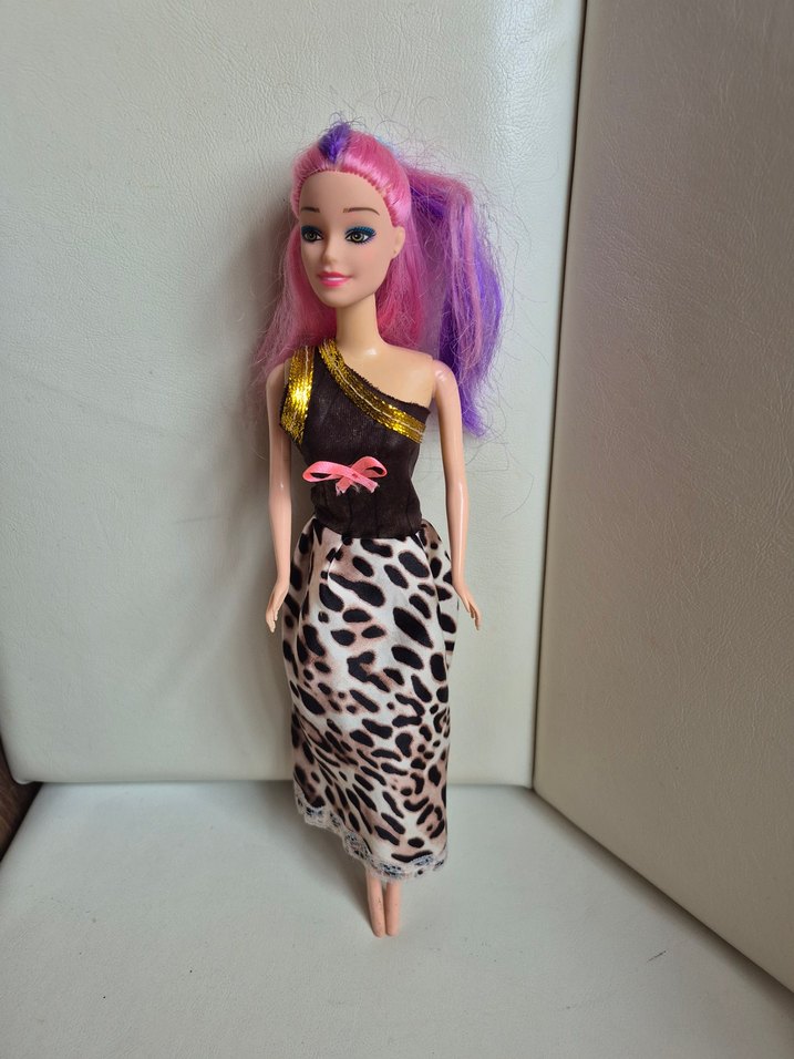 Renkli Pembe Saçlı Bebek - Görsel 3