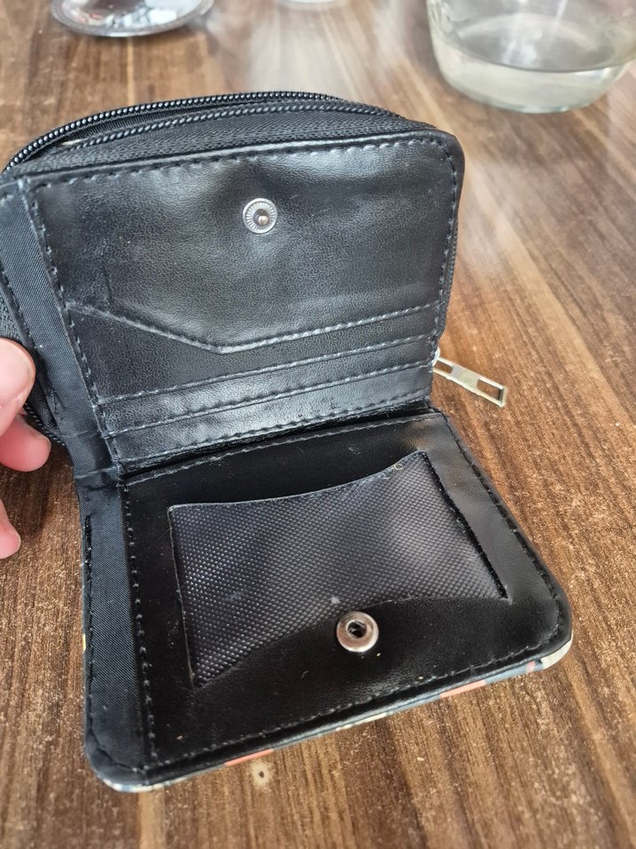 Desenli Fermuarlı Kadın Cüzdanı - Görsel 4