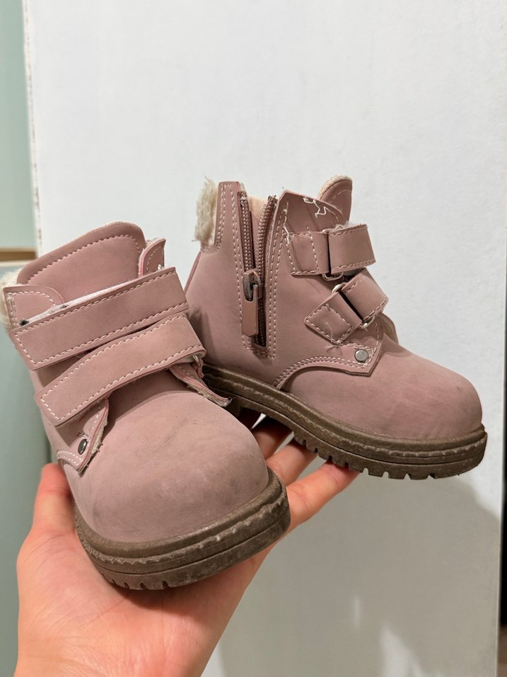 Kız Çocuk Pembe Baskılı Tüylü Bot - Görsel 2