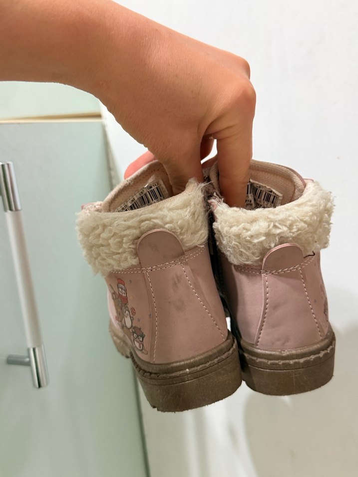 Kız Çocuk Pembe Baskılı Tüylü Bot - Görsel 3