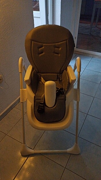 Az kullanılmış tertemiz sapasağlam bebek mama sandalyesi  - Görsel 2